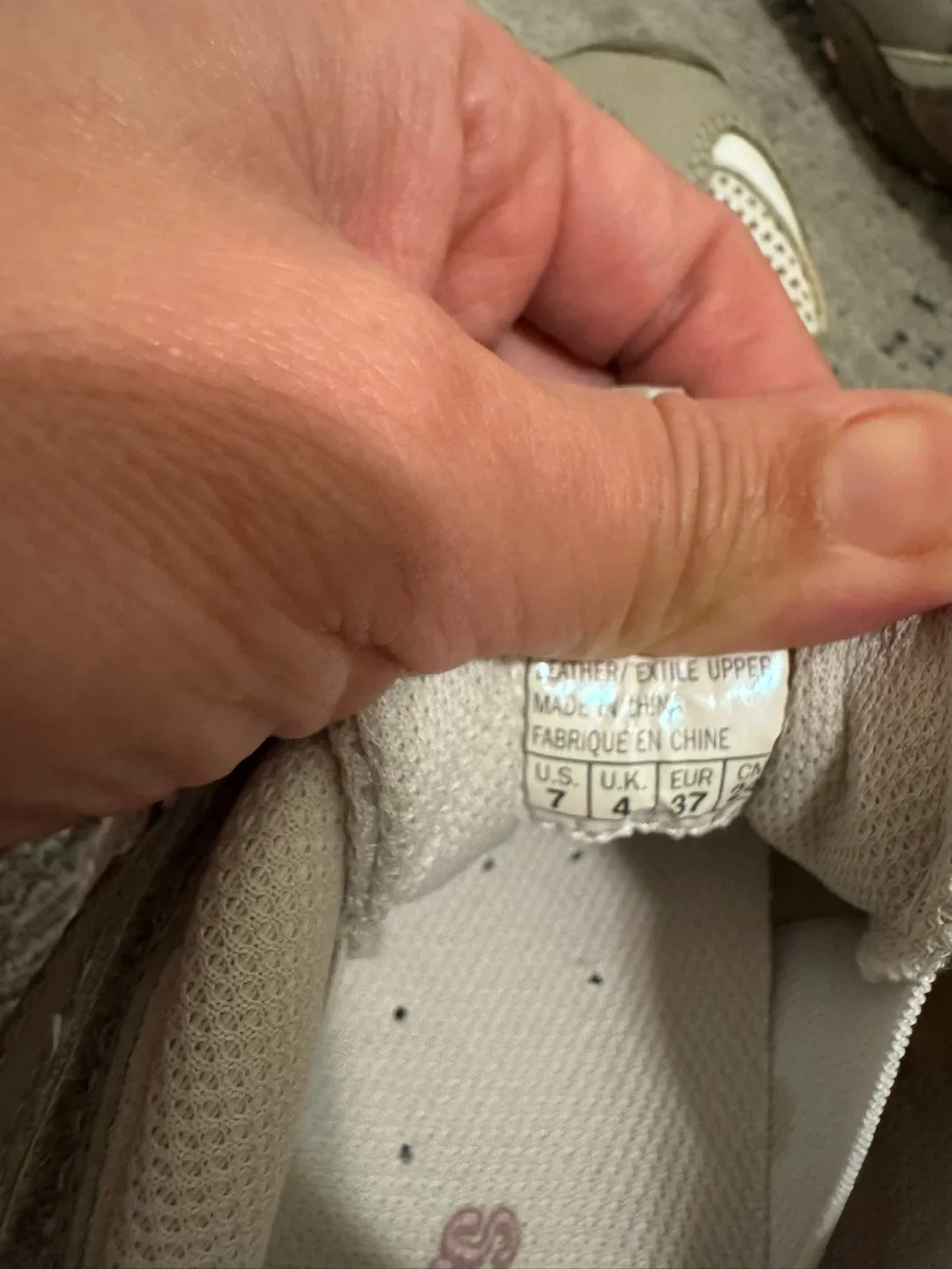 Skechers Women's Shoes - US Size 7 image indicator(3)