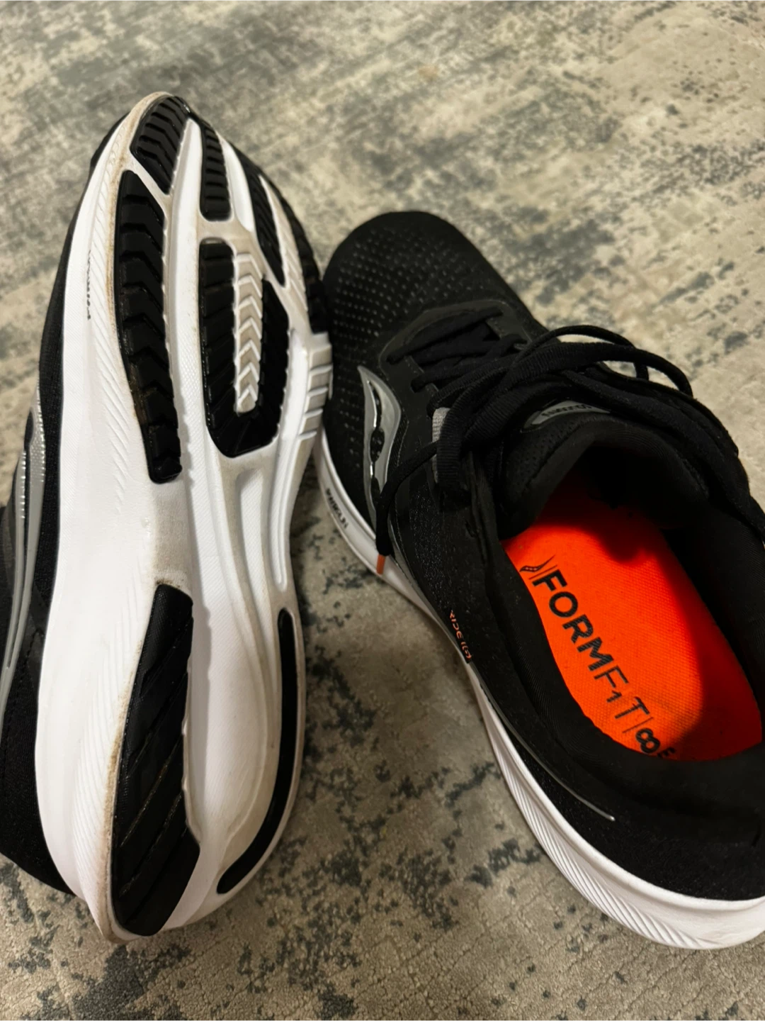 Saucony Ride 15 Running Shoes - Black - photo 5