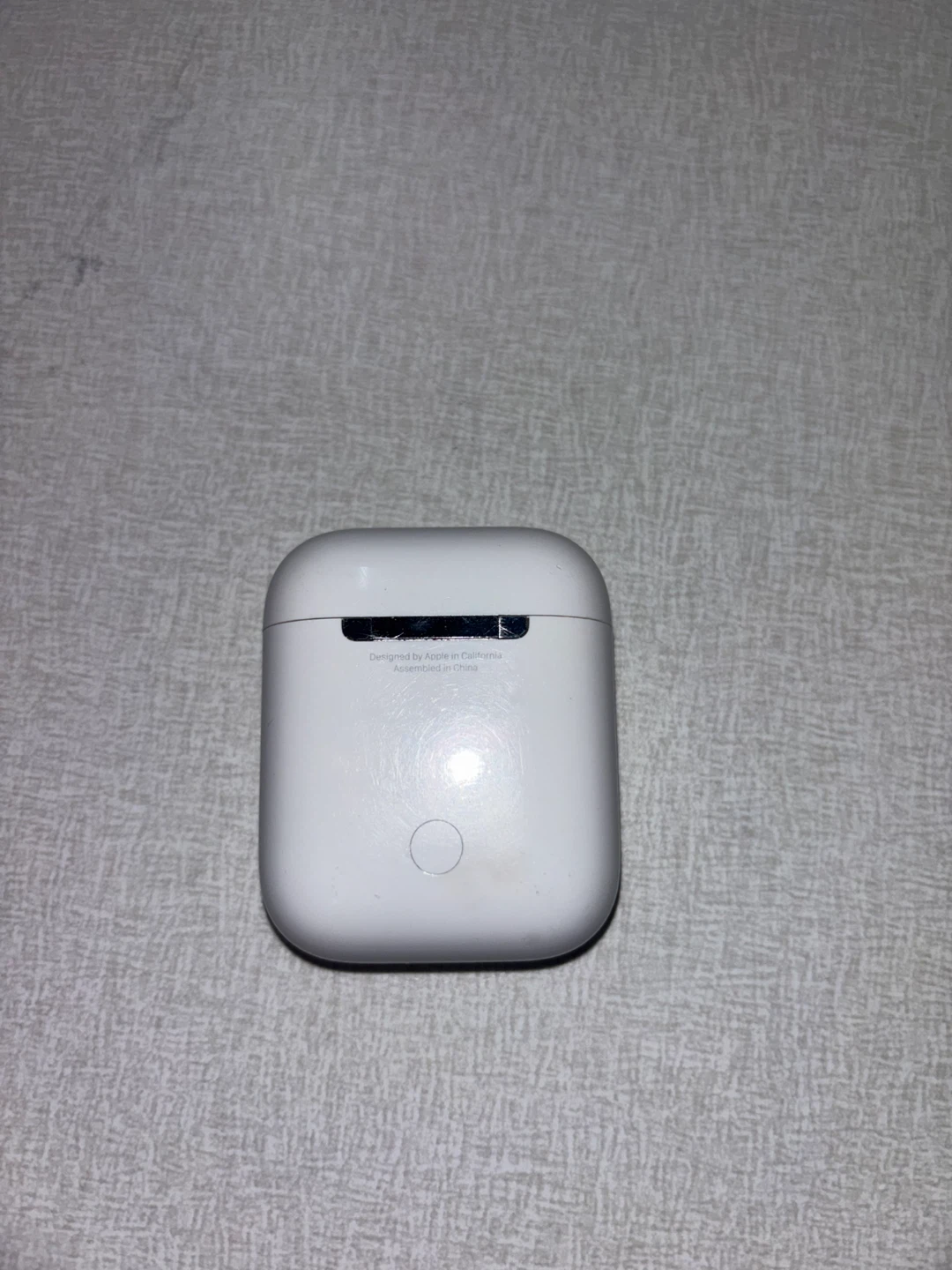 Apple AirPods Case - photo 2
