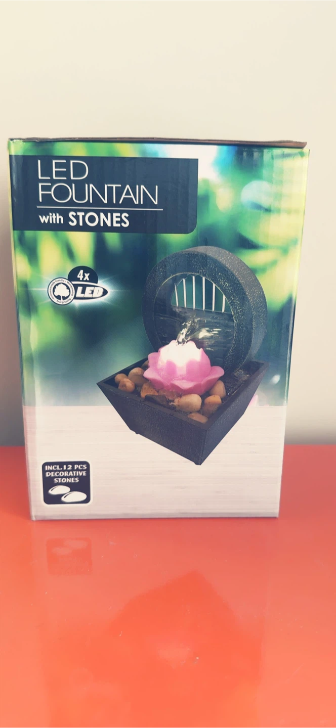Spark Wave LED Fountain with Stones