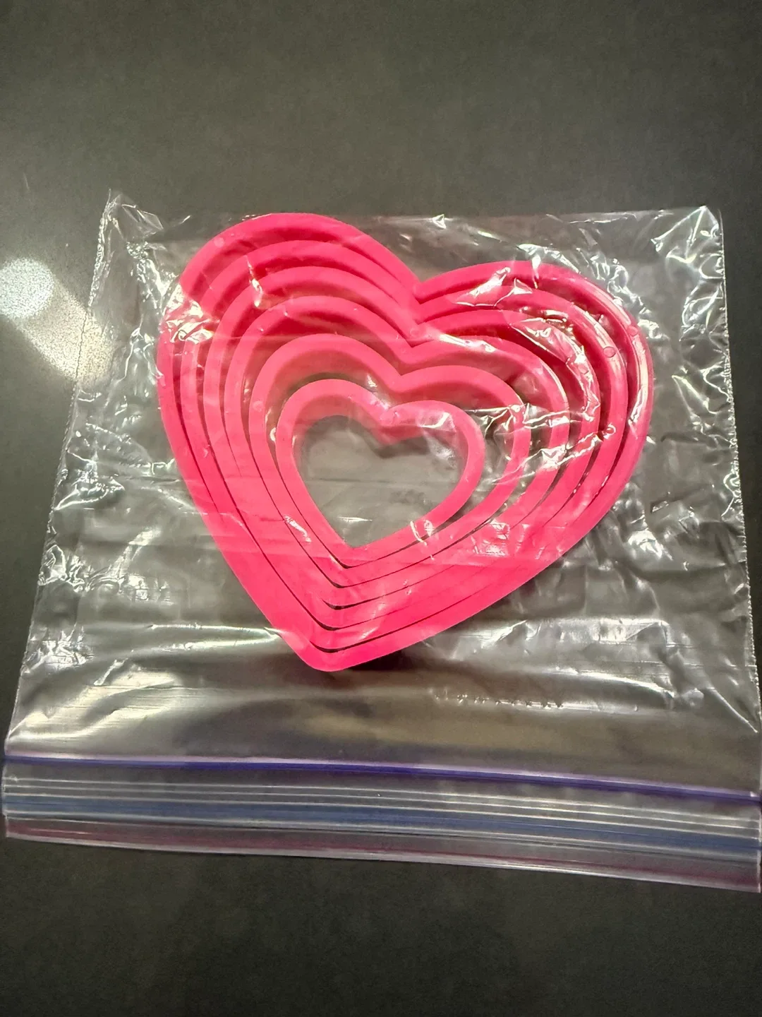 $8 &honey Melty Moist Repair Oil + Free cookie cutter image indicator(3)