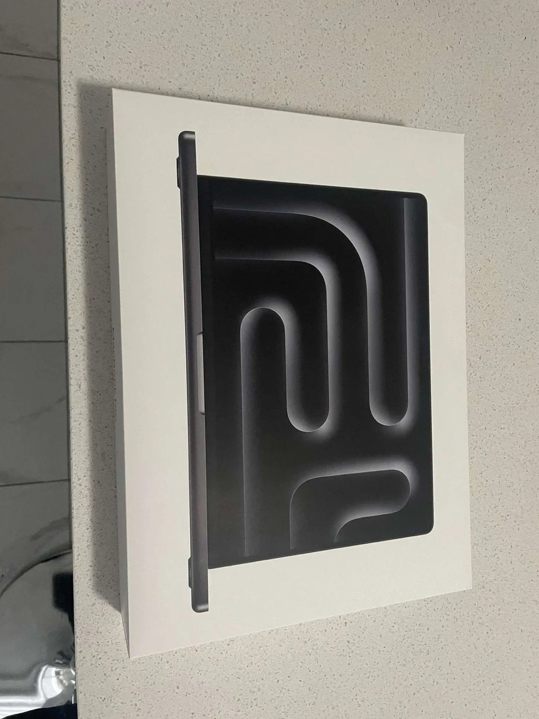 M5 MACBOOK PRO 24GB MEMORY 1TB BRAND NEW image indicator(3)