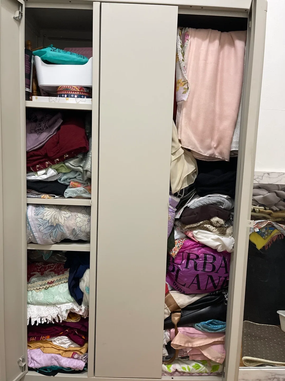 IKEA PS Metal Cabinet - Great Storage image indicator(4)