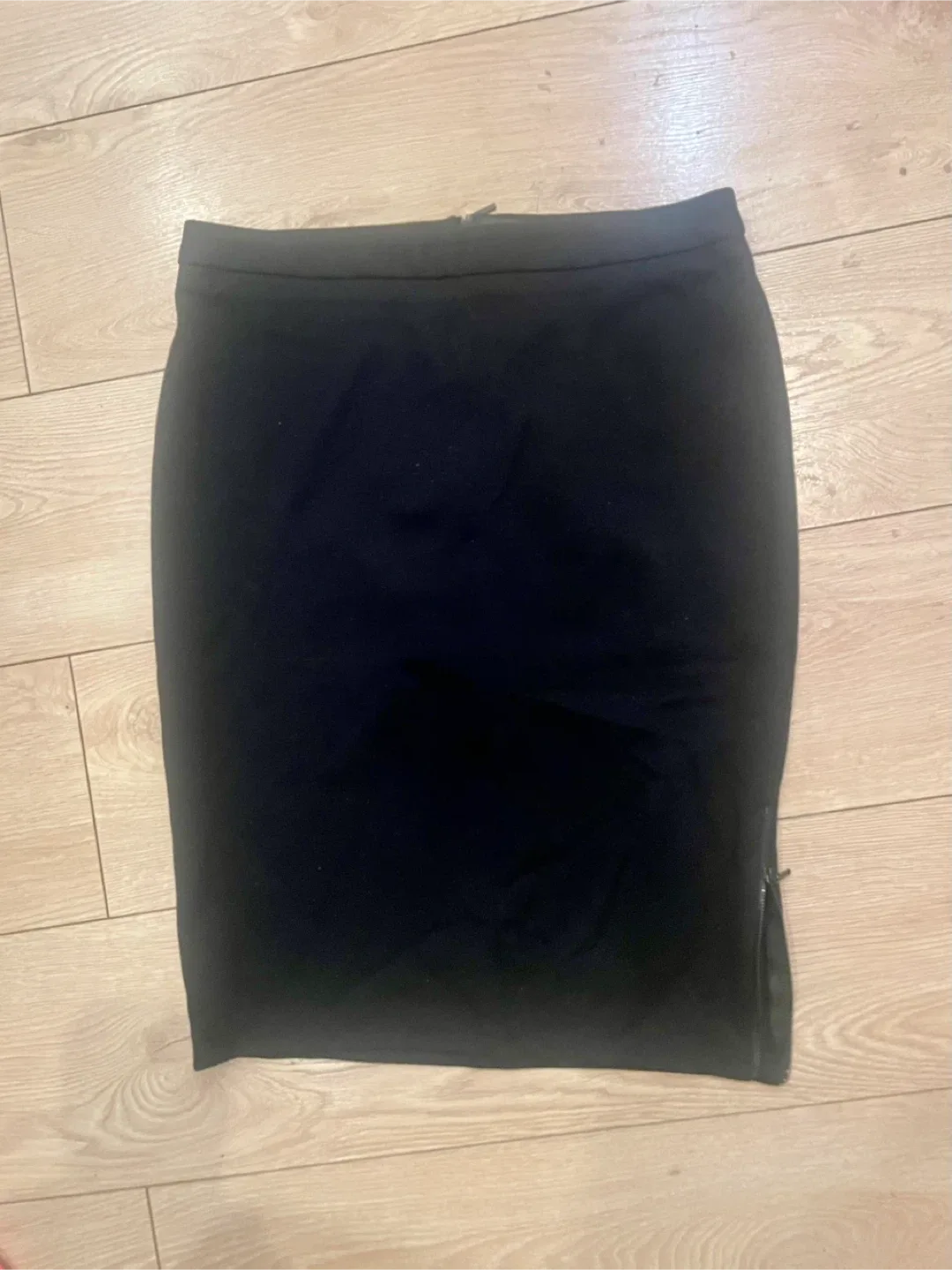 Dalia Collection Black Skirt - Size 4 image indicator(2)