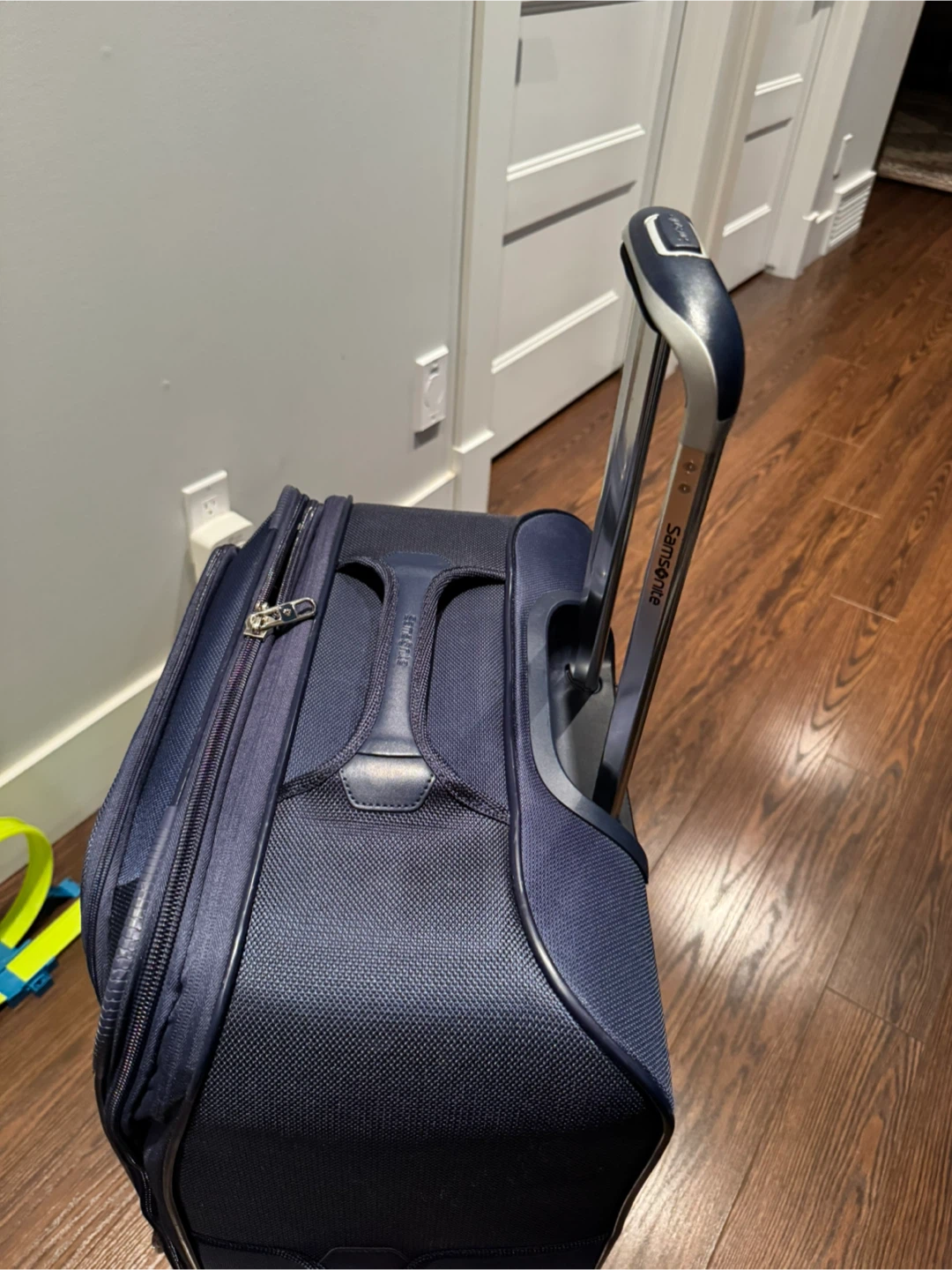 Samsonite Rolling Suitcase - Navy Blue - photo 4