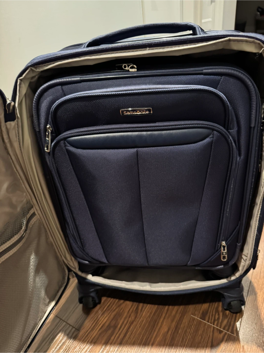 Samsonite Rolling Carry-on Suitcase