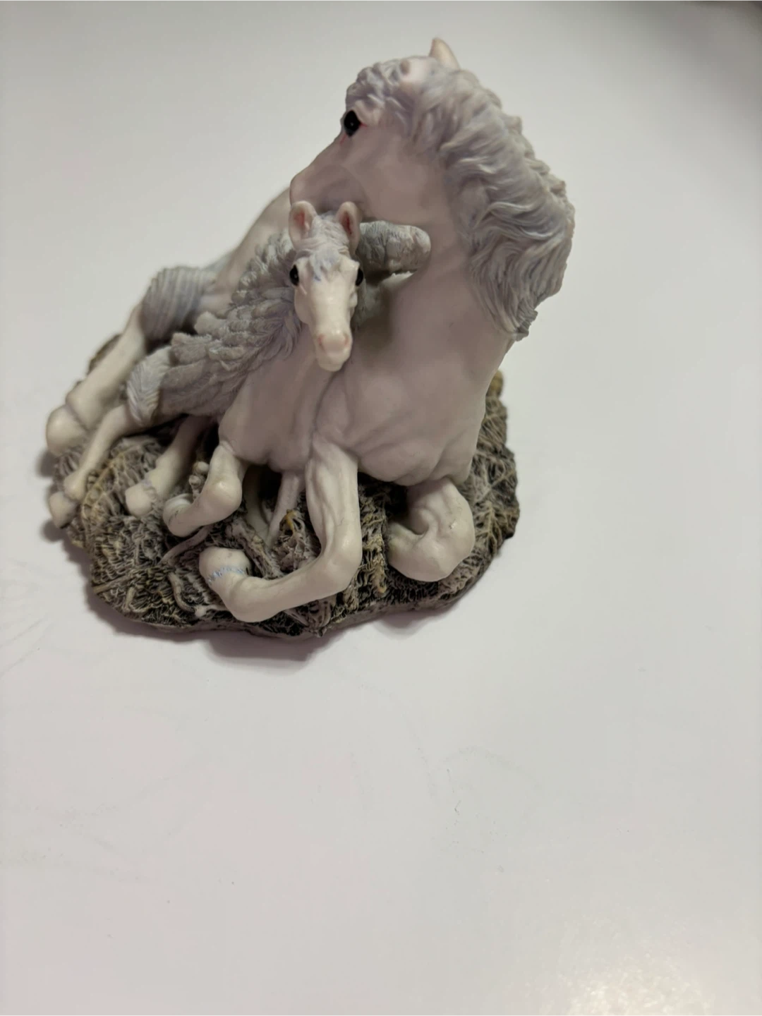 Pegasus Figurine - Mother and Foal - Affection - photo 2
