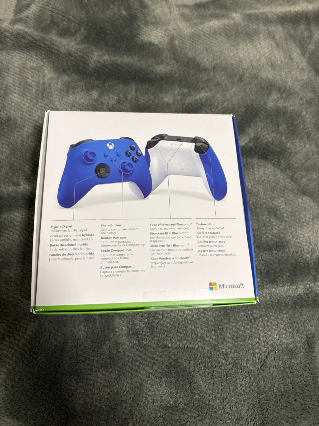 New Xbox Wireless Controller - Shock Blue image indicator(2)