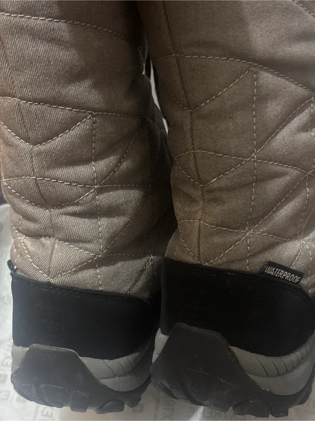 Mountain Warehouse Extreme Waterproof Winter Boots image indicator(2)