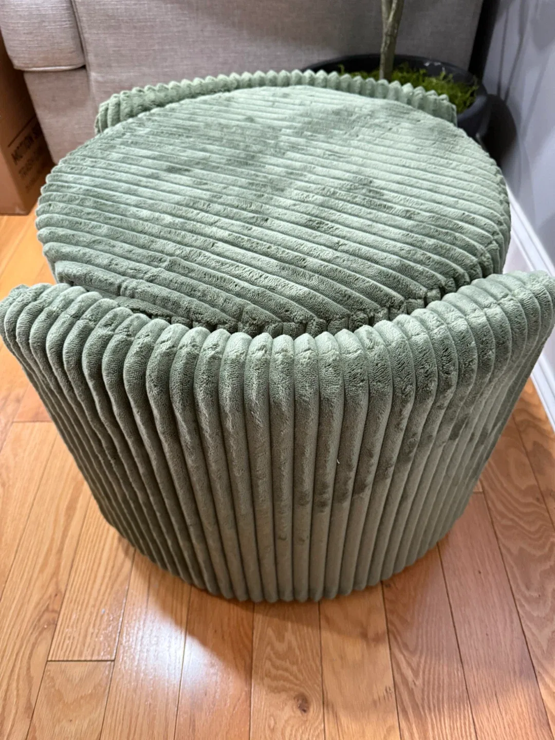 Furniture of America Lennox Round Storage Ottoman - Green image indicator(8)