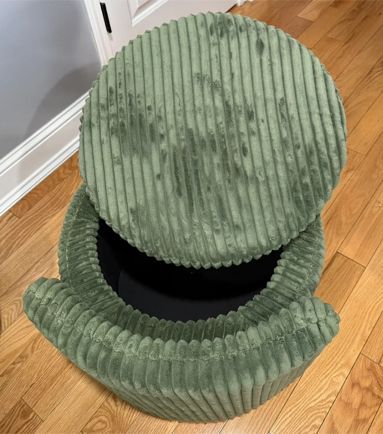 Furniture of America Lennox Round Storage Ottoman - Green image indicator(10)