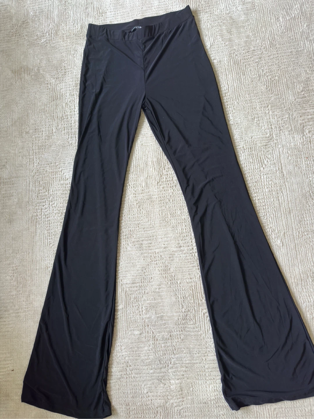 New Fashion Nova Black Flare Leggings - Size M - photo 2