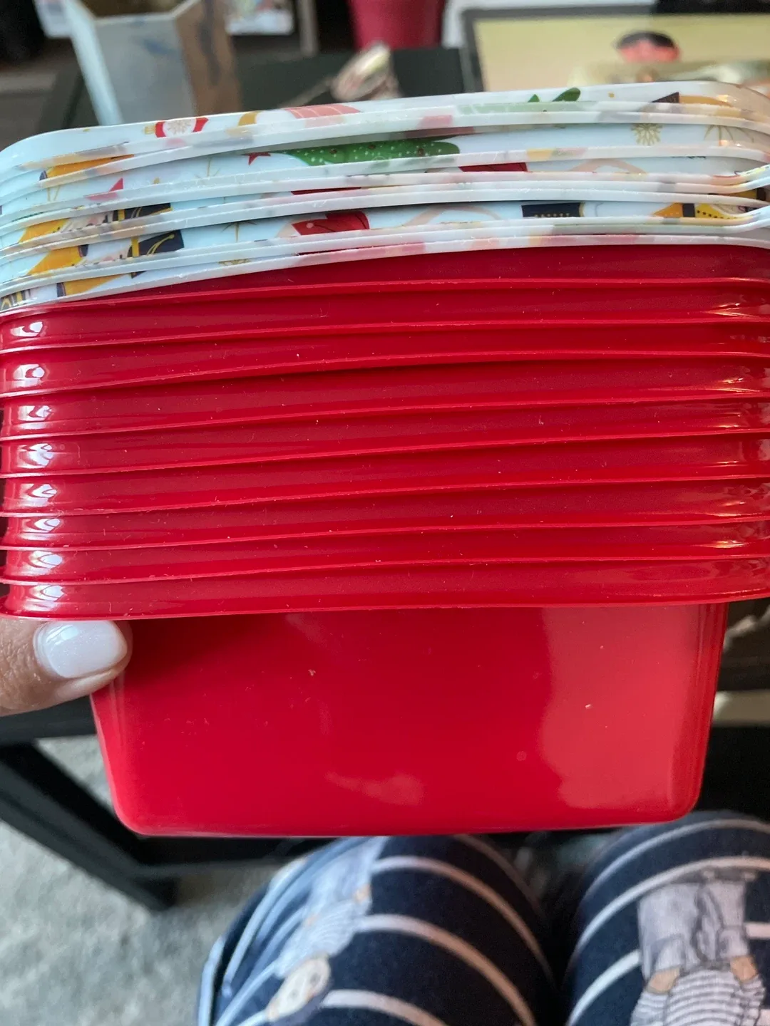 Stackable Red Food Storage Containers image indicator(4)