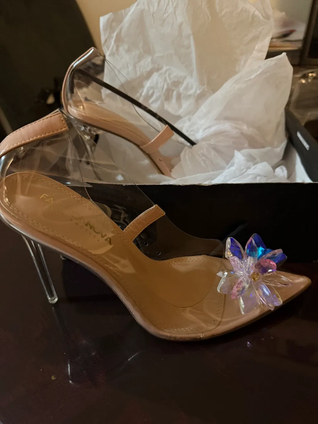 Fashion Nova Heels - Size 6 image indicator(4)