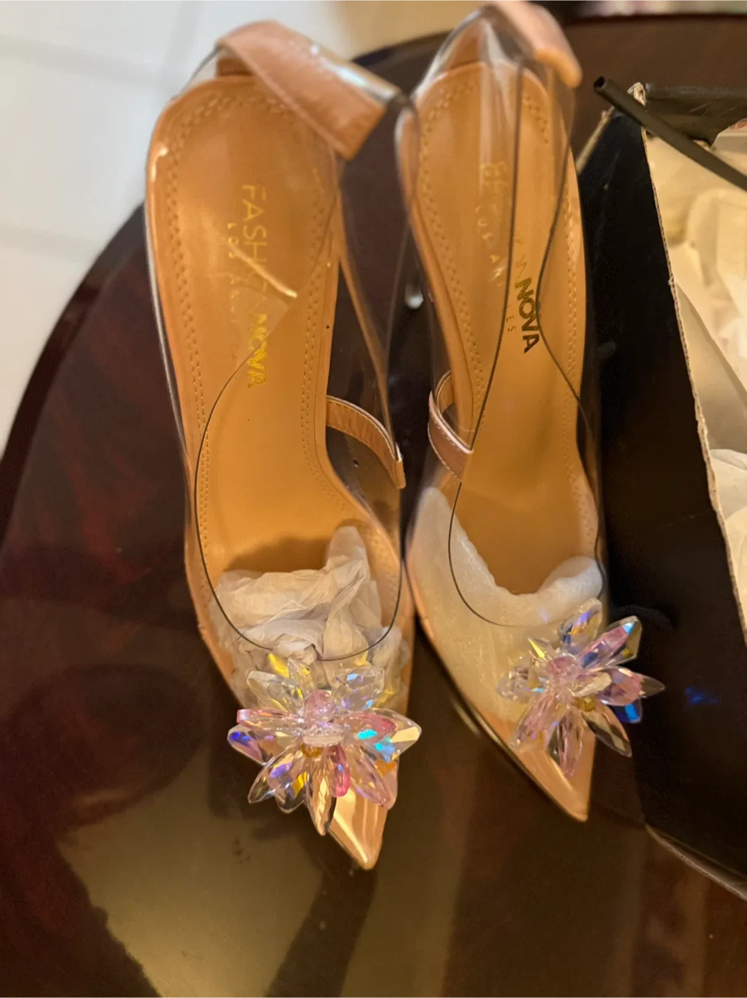 Fashion Nova Heels - Size 6 image indicator(3)