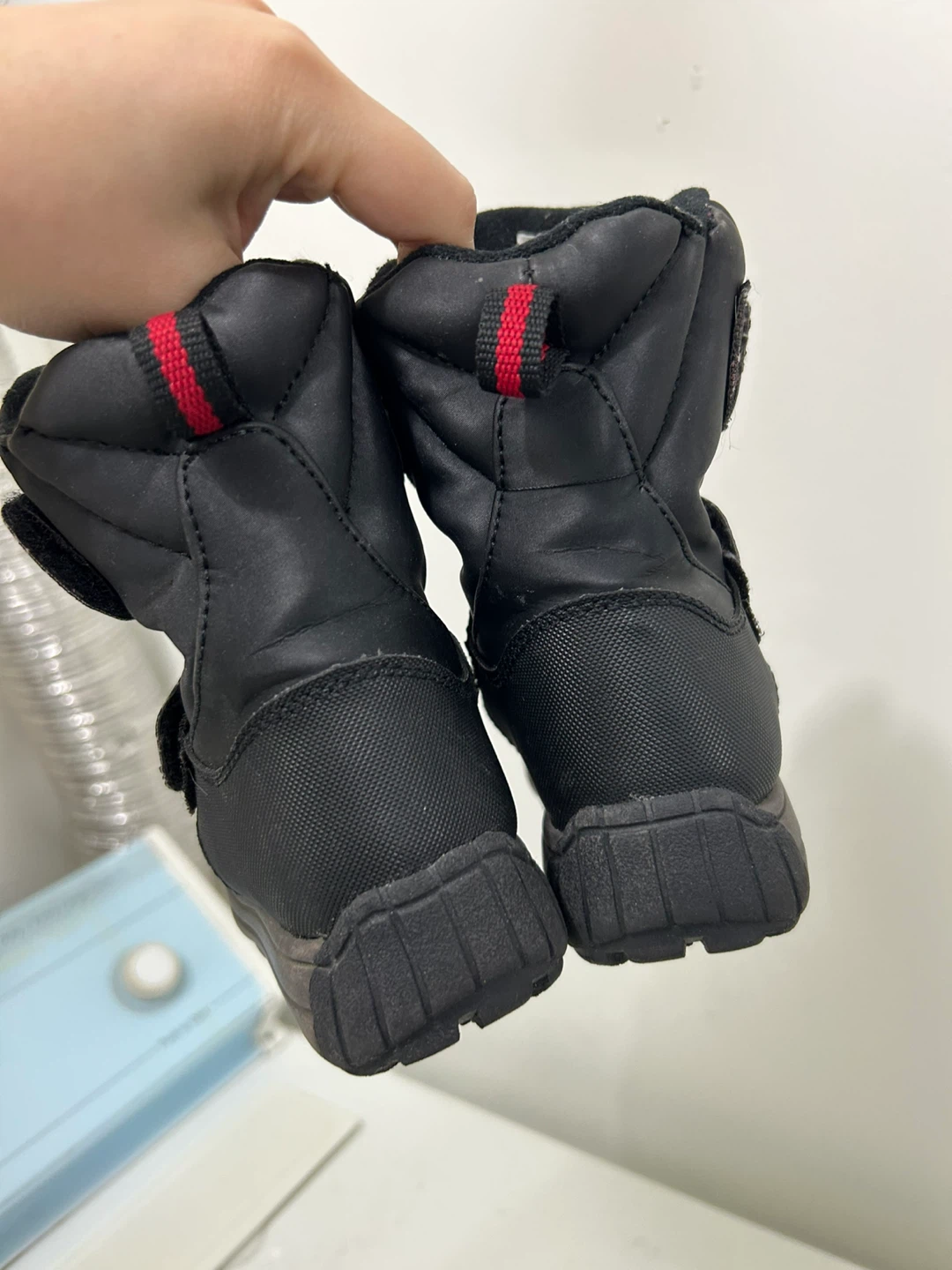 Cougar Black & Red Winter Boots toddler size 7 - photo 4