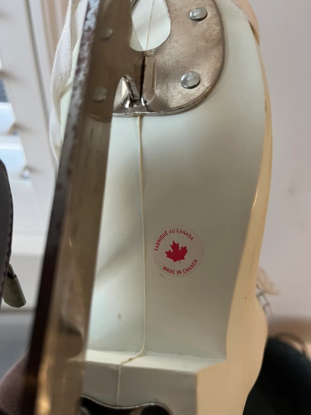 National Ice Skates - Made in Canada image indicator(4)
