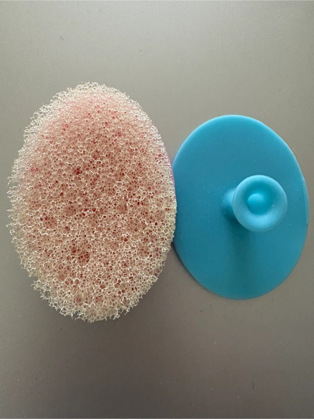 Facial Cleansing Sponges - photo 2