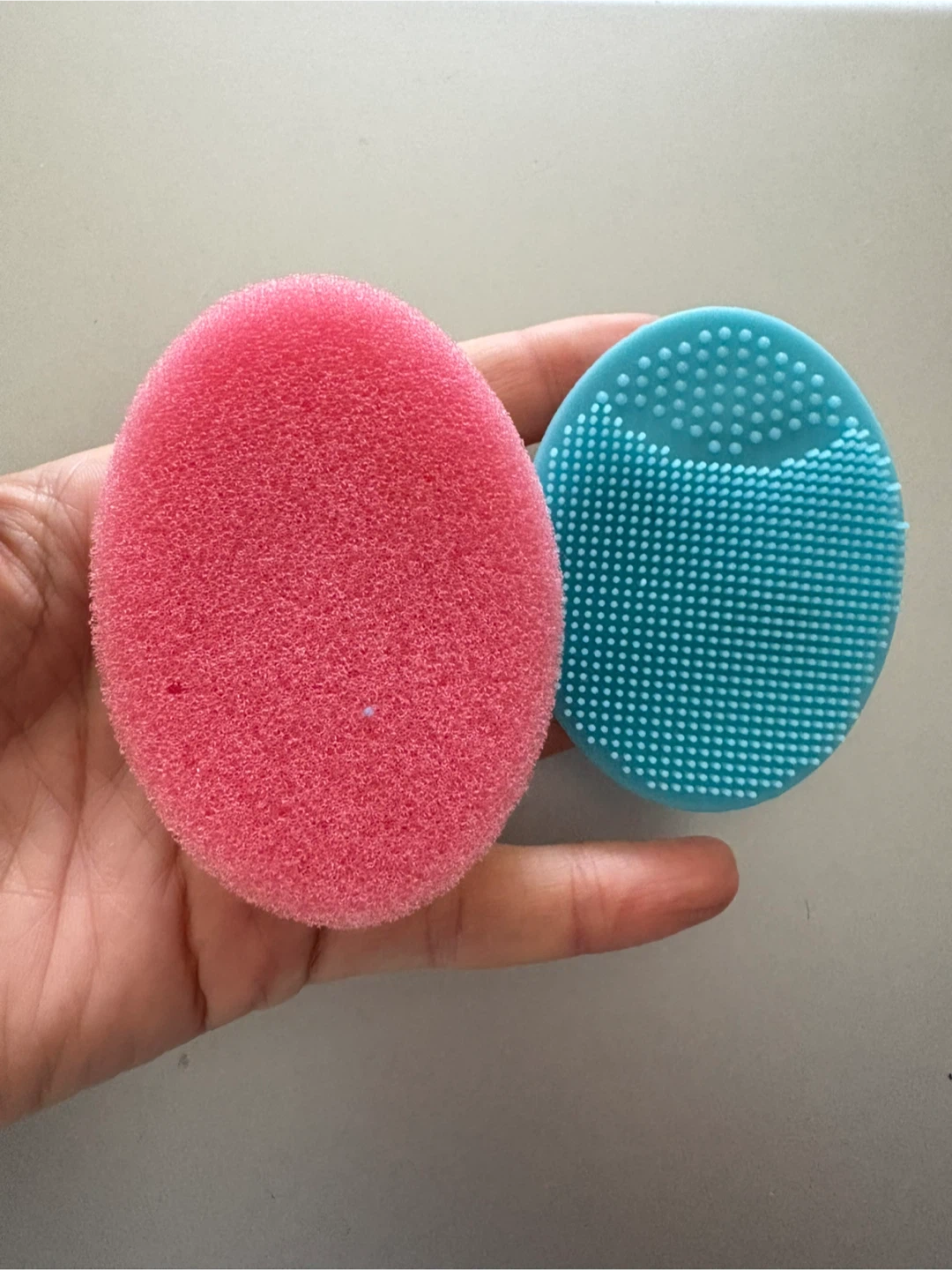 Facial Cleansing Sponges