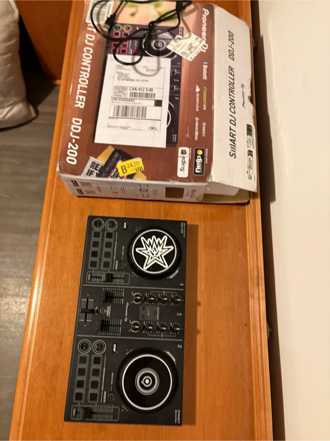 Pioneer DDJ-200 Smart DJ Controller image indicator(2)