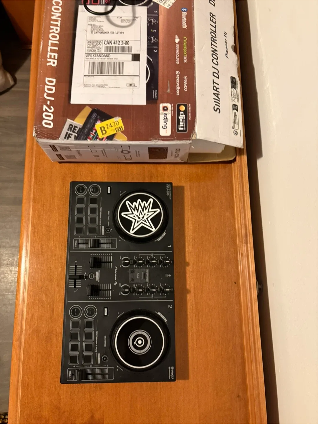 Pioneer DDJ-200 Smart DJ Controller image indicator(3)