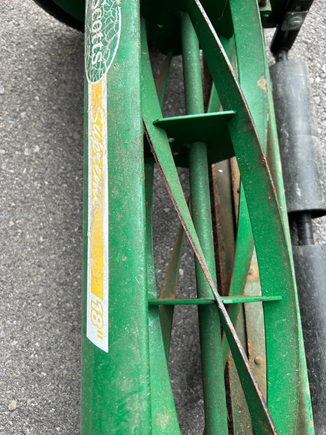 Scotts Suprema 18" Reel Mower image indicator(3)