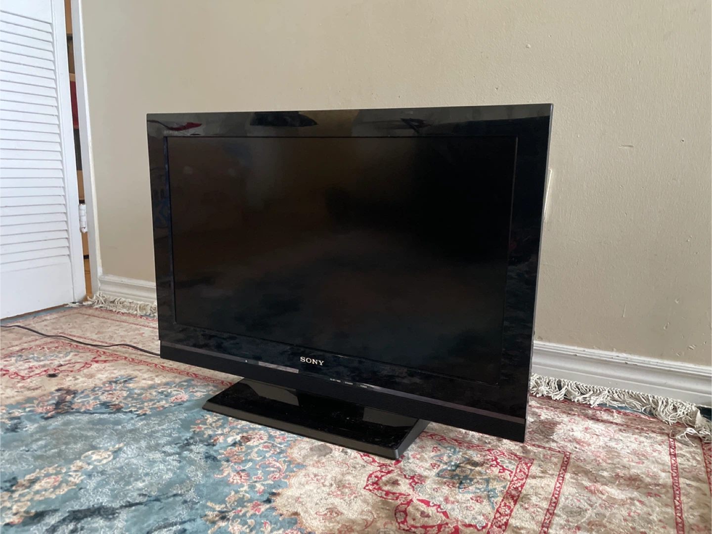 Sony BRAVIA LCD TV (WORKING) – $10 💰