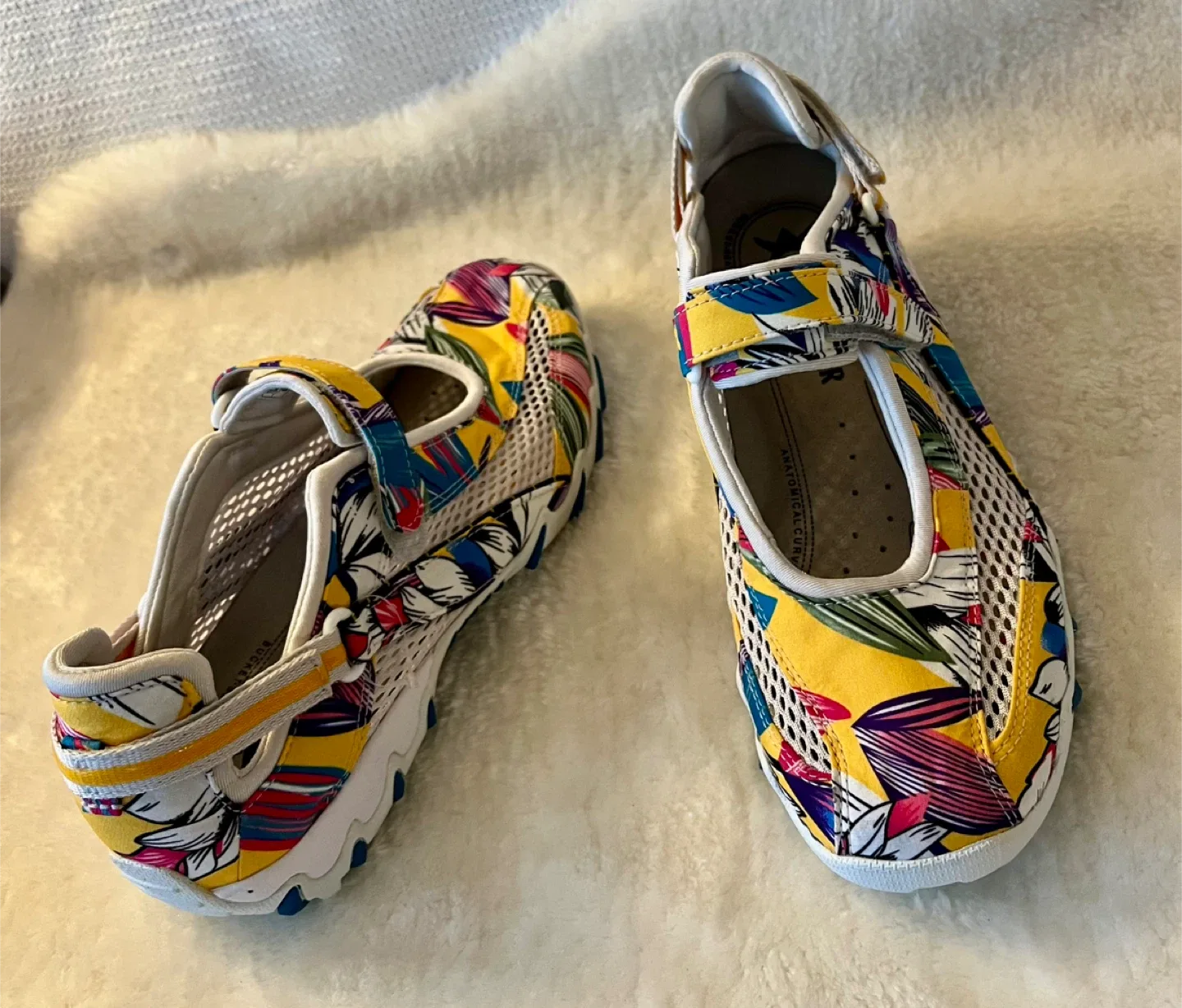 New Allrounder By Mephisto Floral Sneakers Women US Size 10.5 image indicator(5)