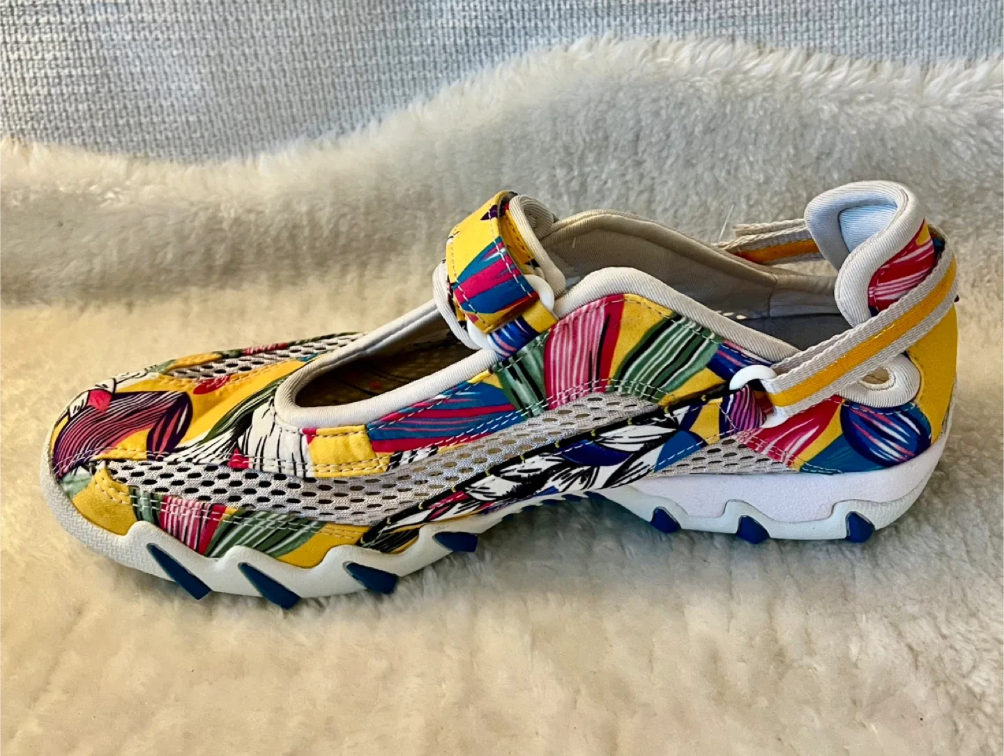 New Allrounder By Mephisto Floral Sneakers Women US Size 10.5 image indicator(7)