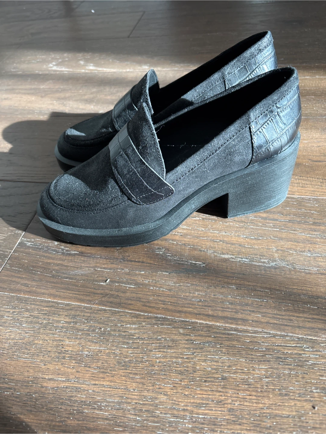 Geox Black Leather Loafers, Size 9- Brand New - photo 3