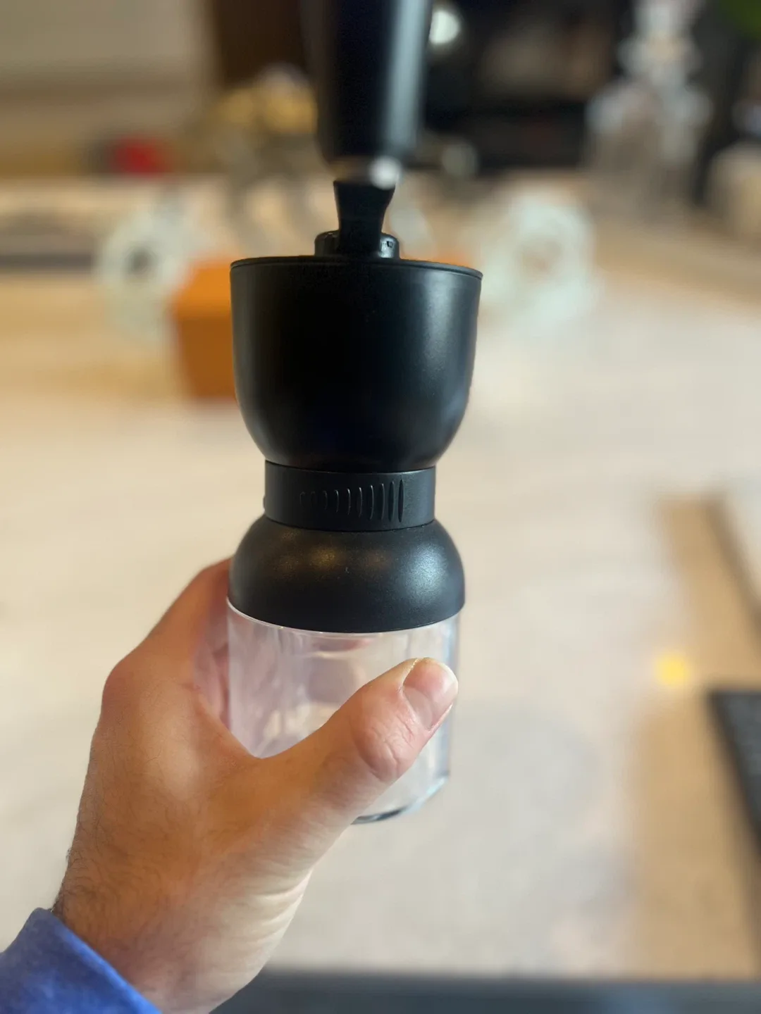 Manual Coffee Grinder - Black image indicator(8)