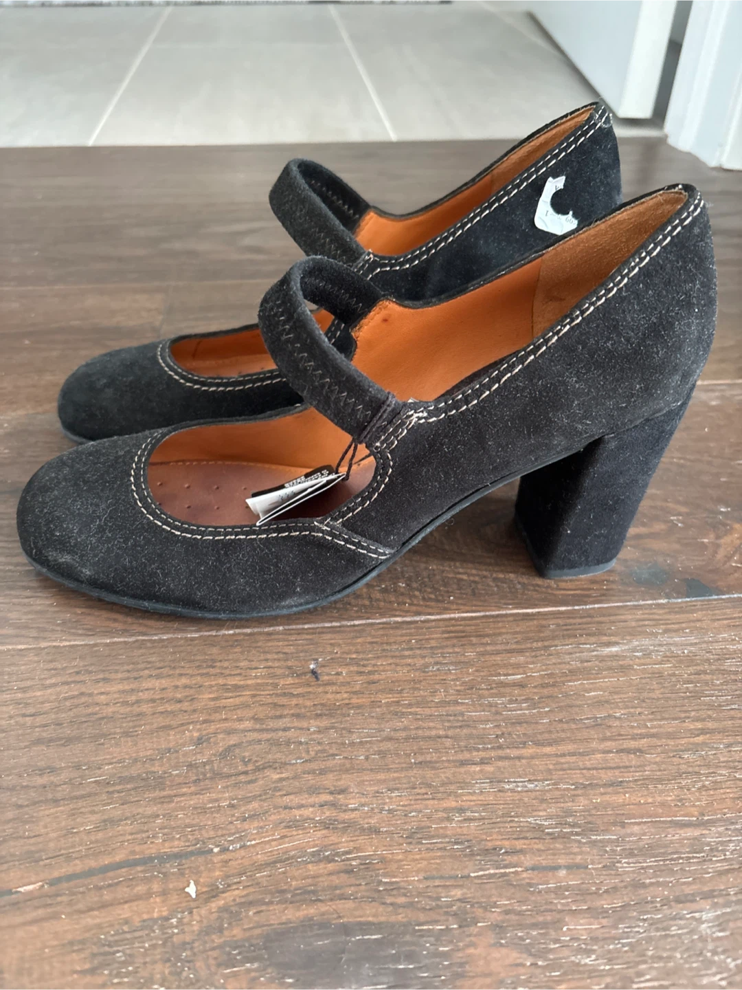 Geox Black Suede Mary Jane Heels size 8 - photo 3