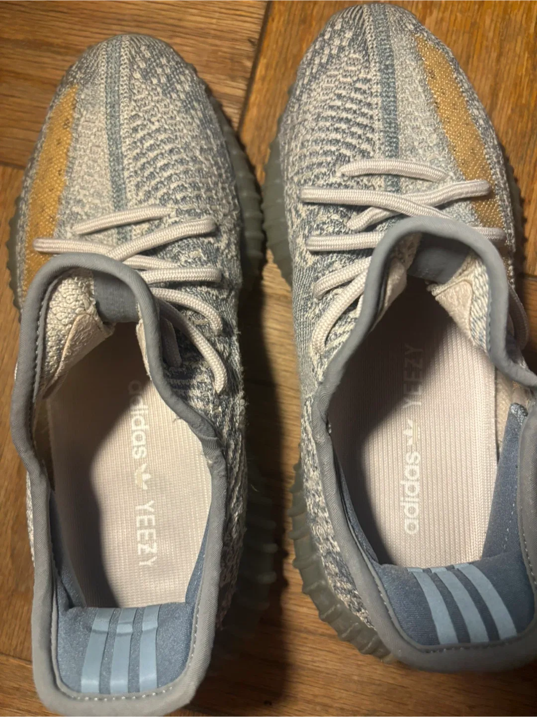 Adidas Yeezy Boost 350 V2 Size 6