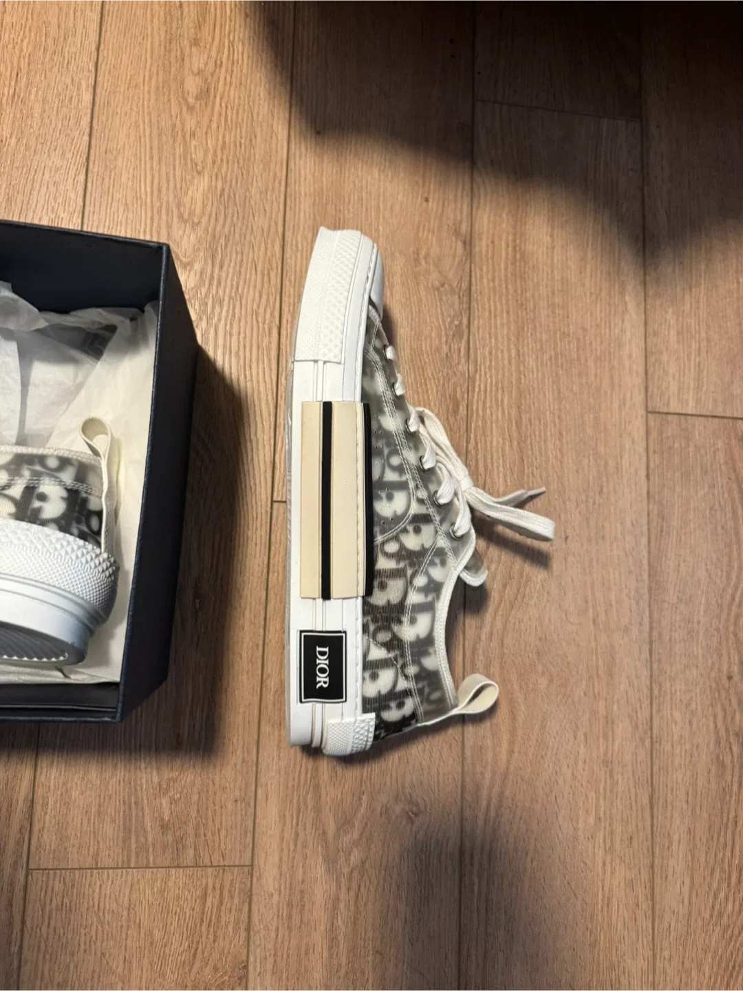 Dior Oblique Print Sneakers image indicator(6)