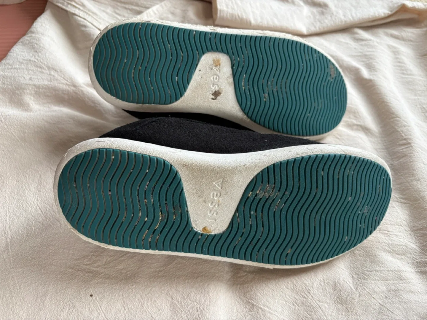 Vessi Everyday Move Slip-On Shoes, Black, US 8 image indicator(2)