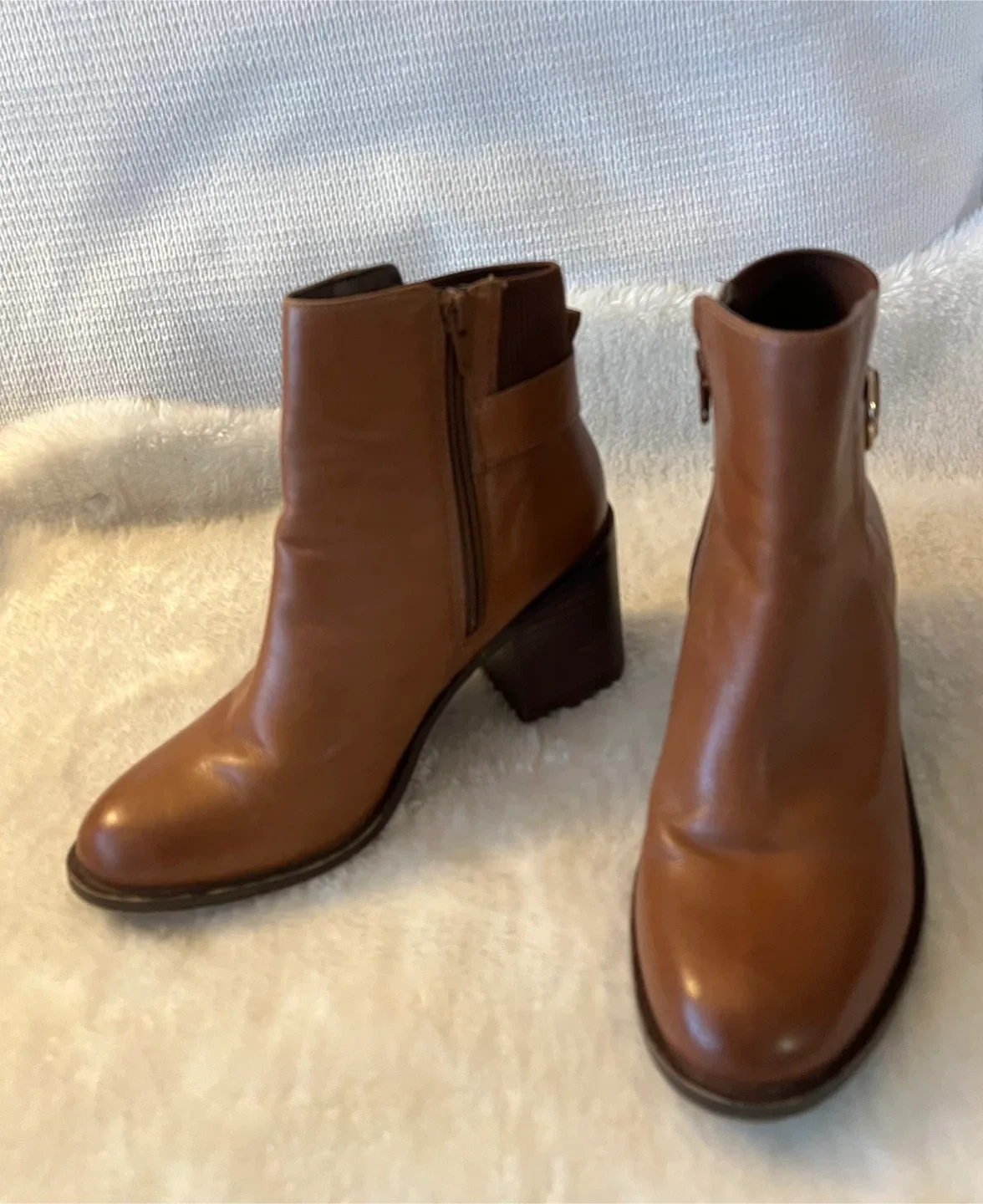 Aldo Brown Ankle Boots Women Size 7.5 thumbnail