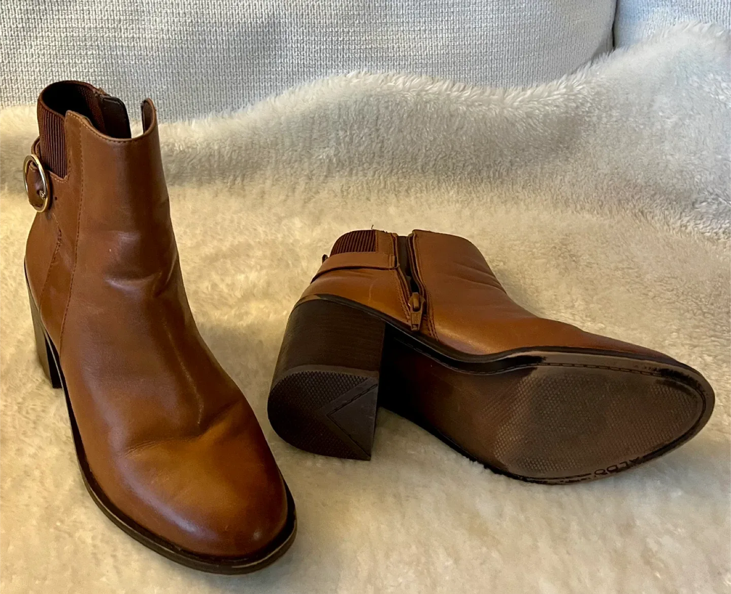 Aldo Brown Ankle Boots Women Size 7.5 image indicator(2)