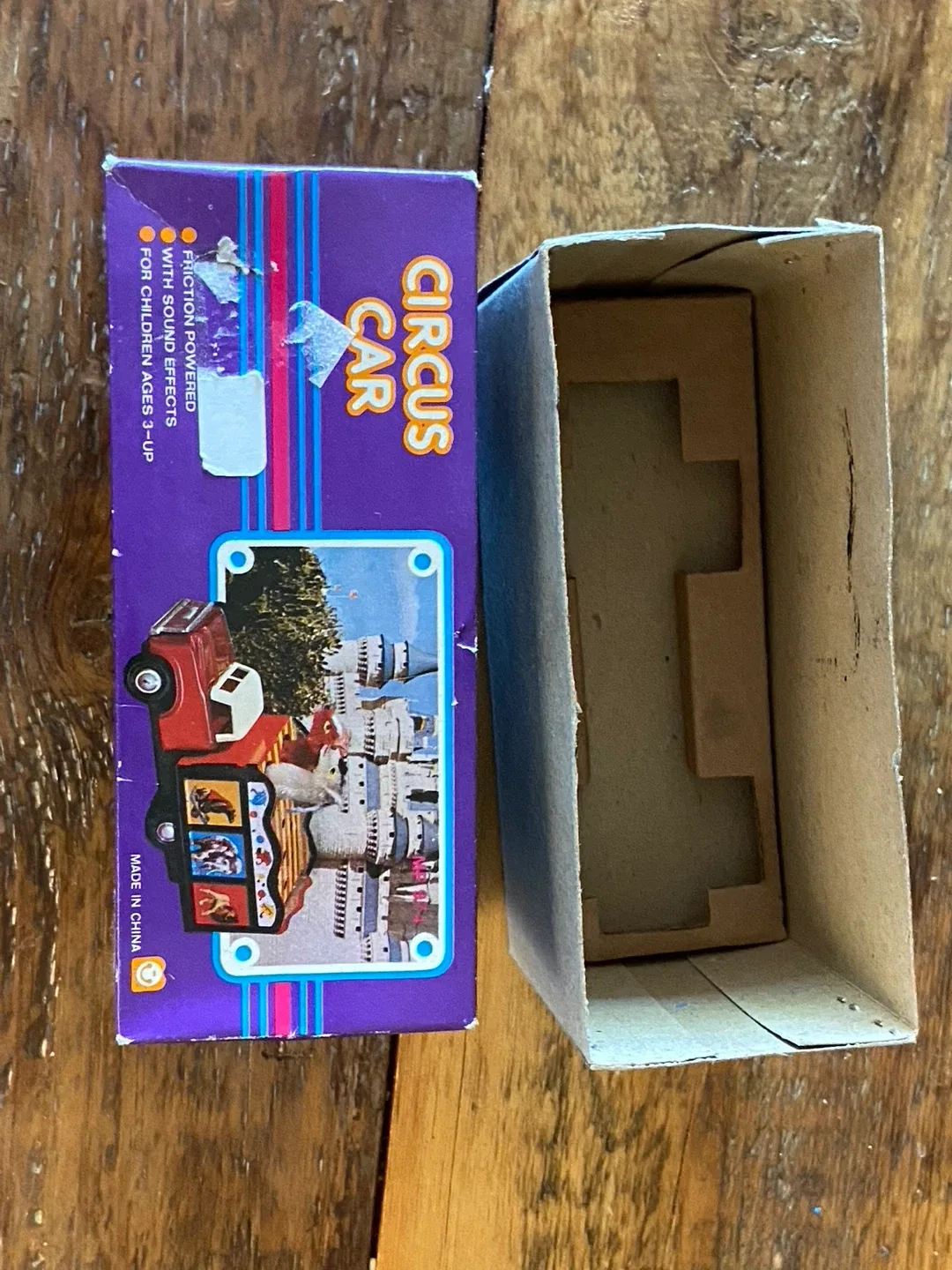 Made in China Tin Friction Toy Circus Car w/box image indicator(6)