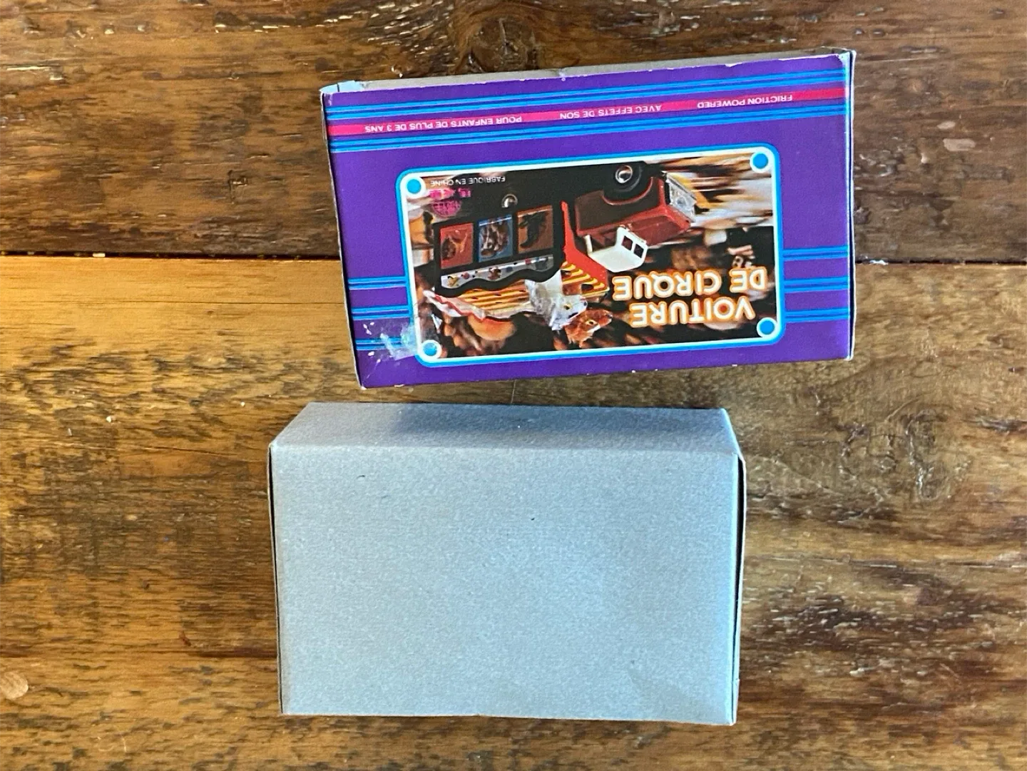 Made in China Tin Friction Toy Circus Car w/box image indicator(7)