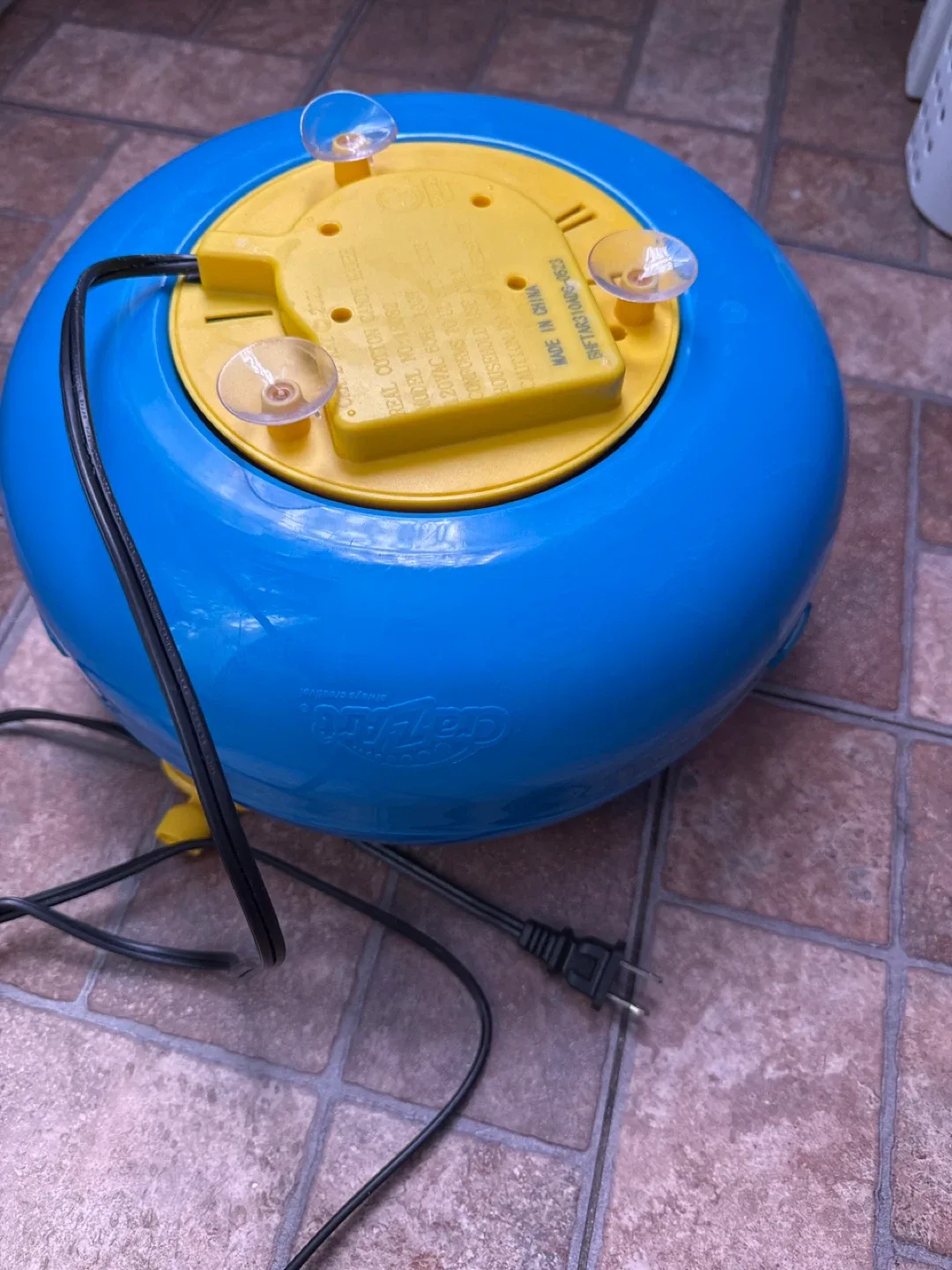 Cra-Z-Art Real Cotton Candy Maker image indicator(2)