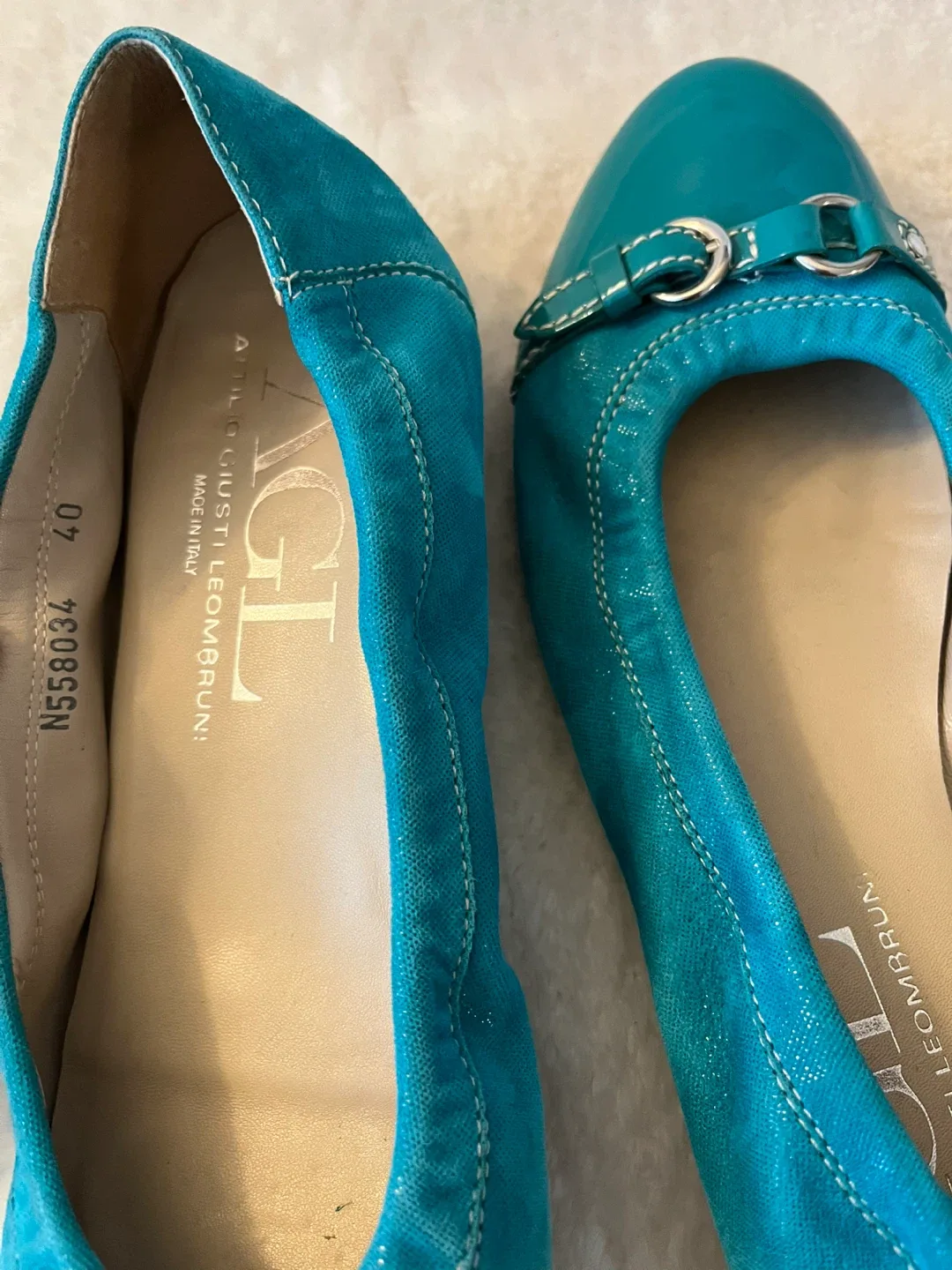 AGL Attilio Giusti Leombruni Teal Ballet Flats image indicator(7)