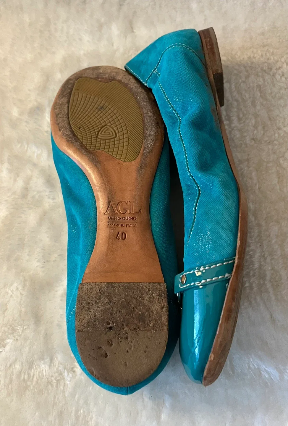 AGL Attilio Giusti Leombruni Teal Ballet Flats image indicator(9)