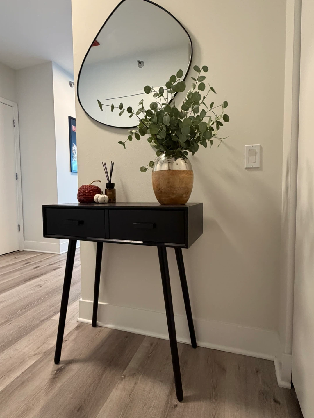 Entryway table