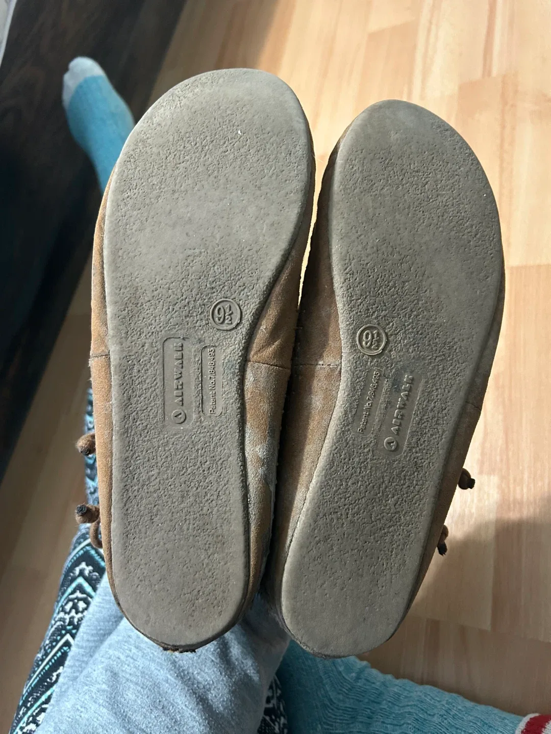 Airwalk Brown Fur Lined Moccasin boots - Size 9.5 image indicator(6)