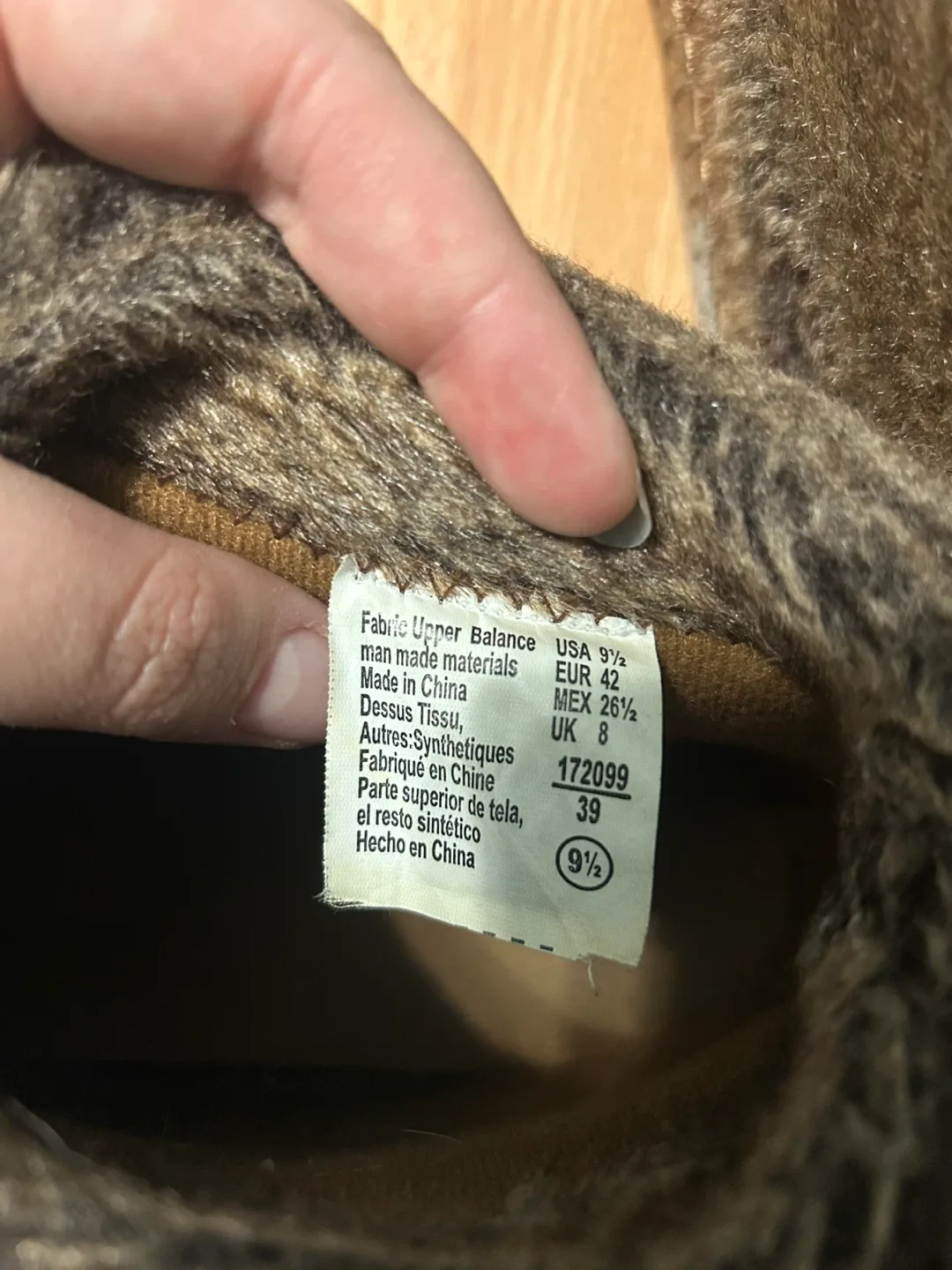 Airwalk Brown Fur Lined Moccasin boots - Size 9.5 image indicator(4)