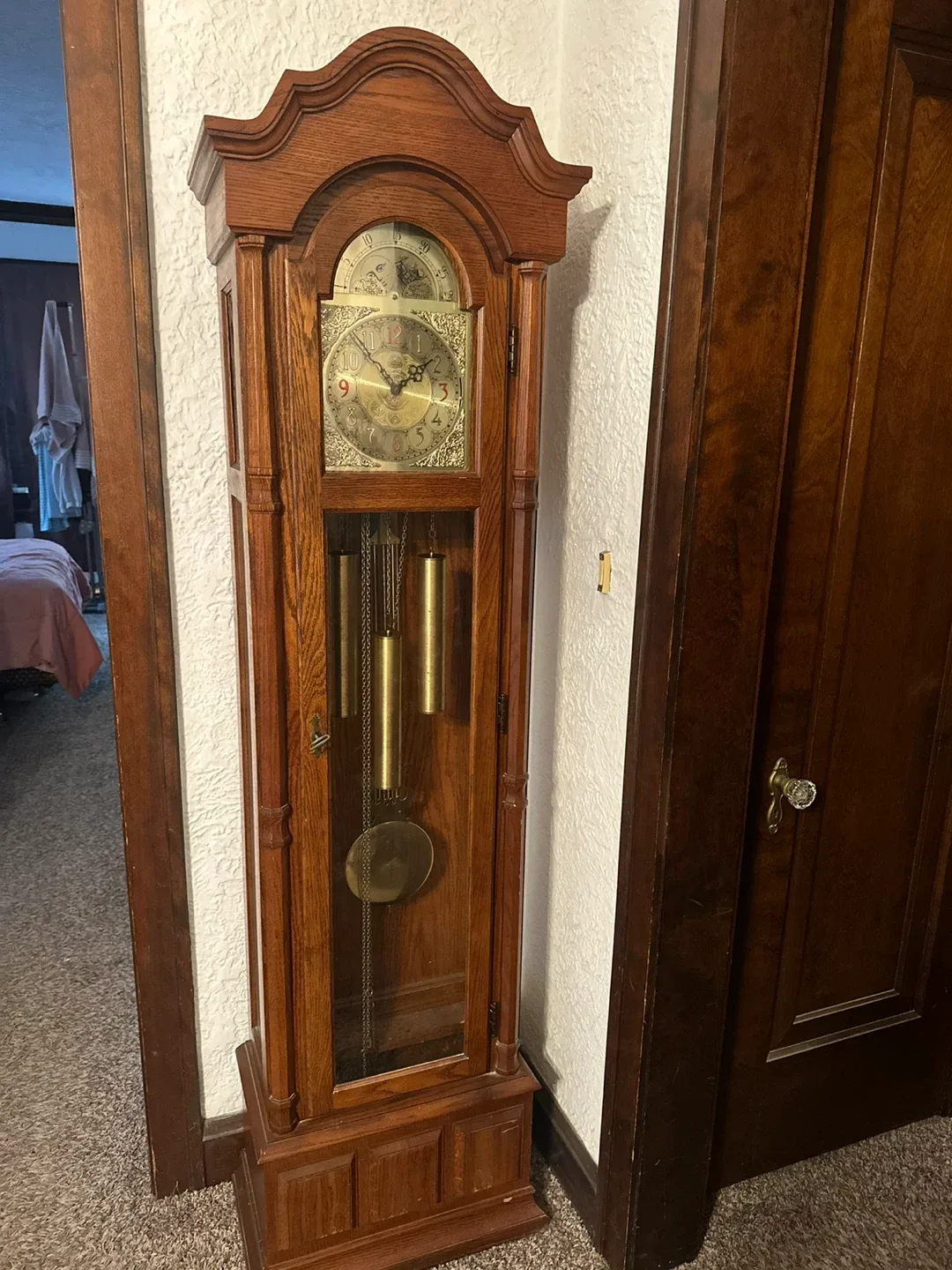 Ridgeway Henley Clock - Antique Style