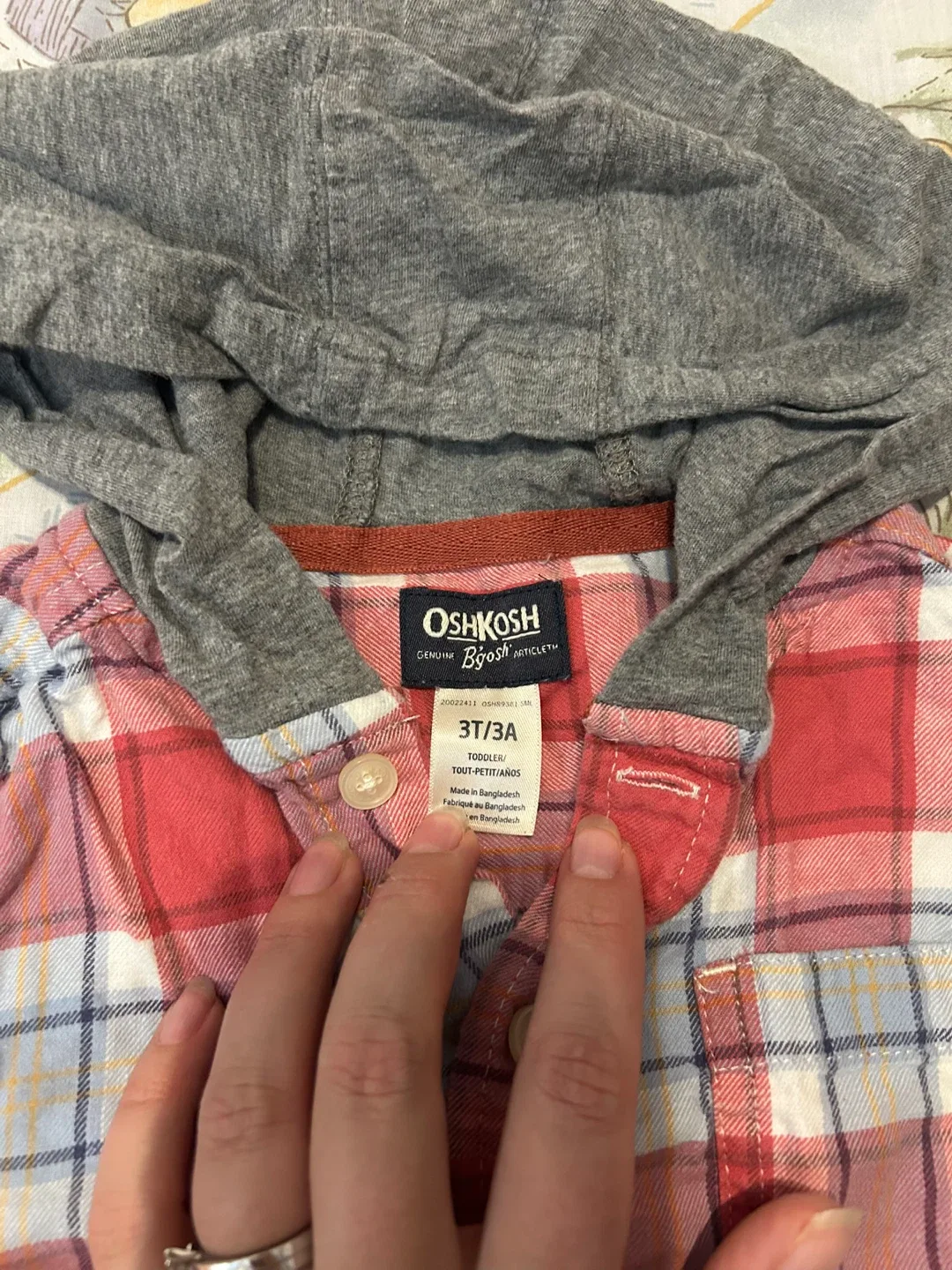 OshKosh B'gosh Plaid Hooded Shirt - Size 3T image indicator(2)