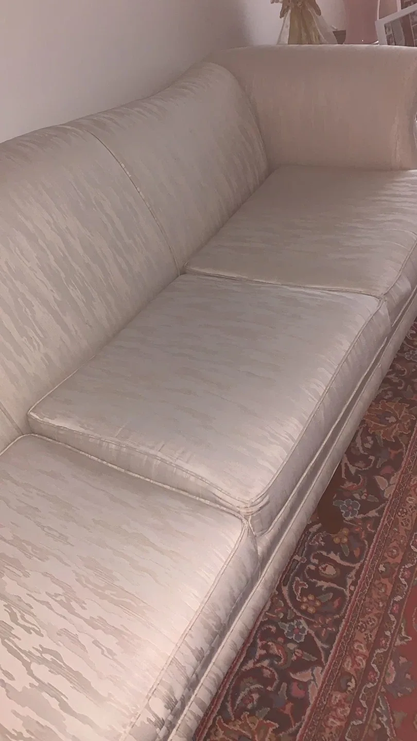 Cream Sofa image indicator(4)