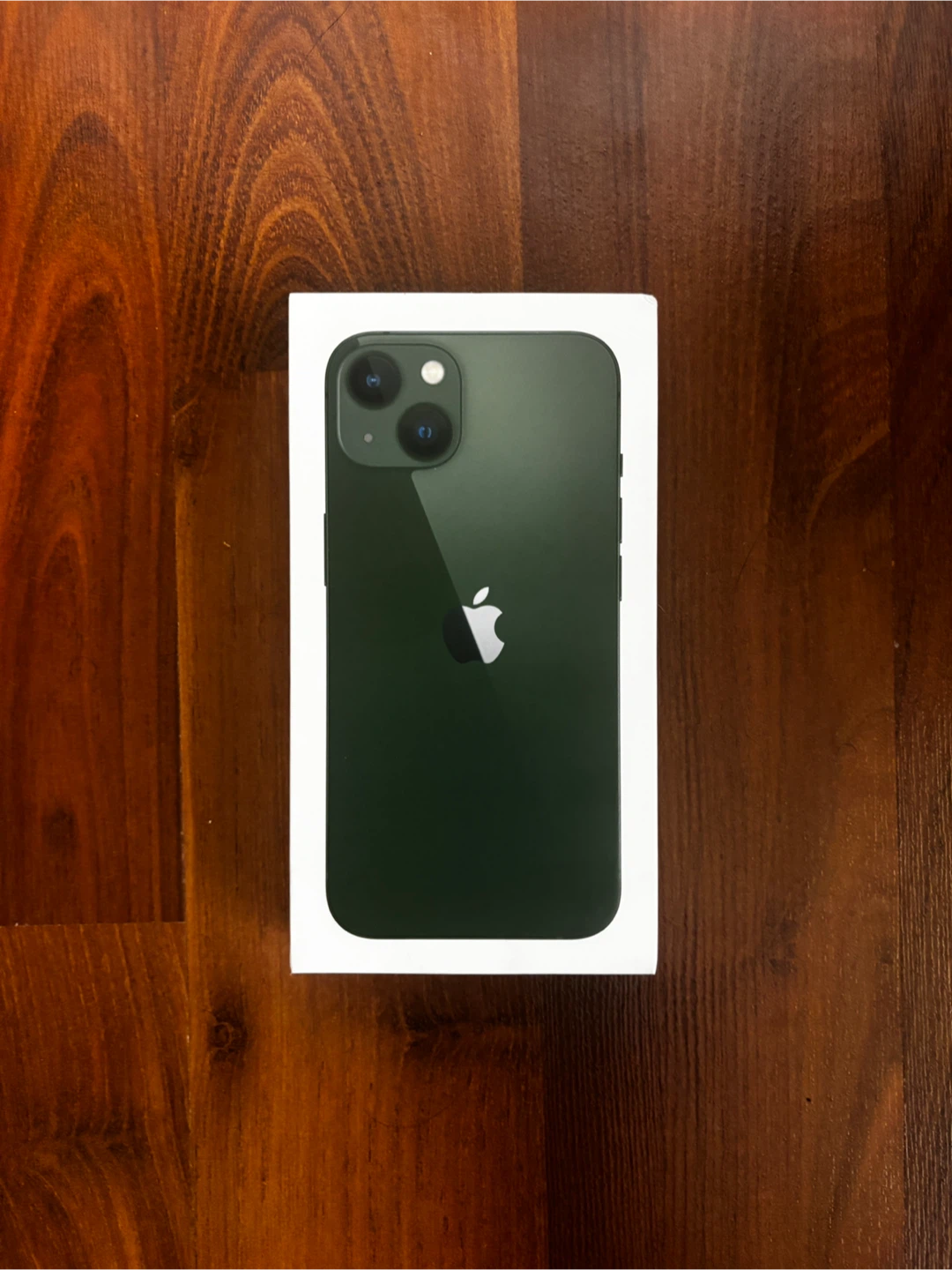 Apple iPhone 13, Green, 128GB - Excellent Condition!