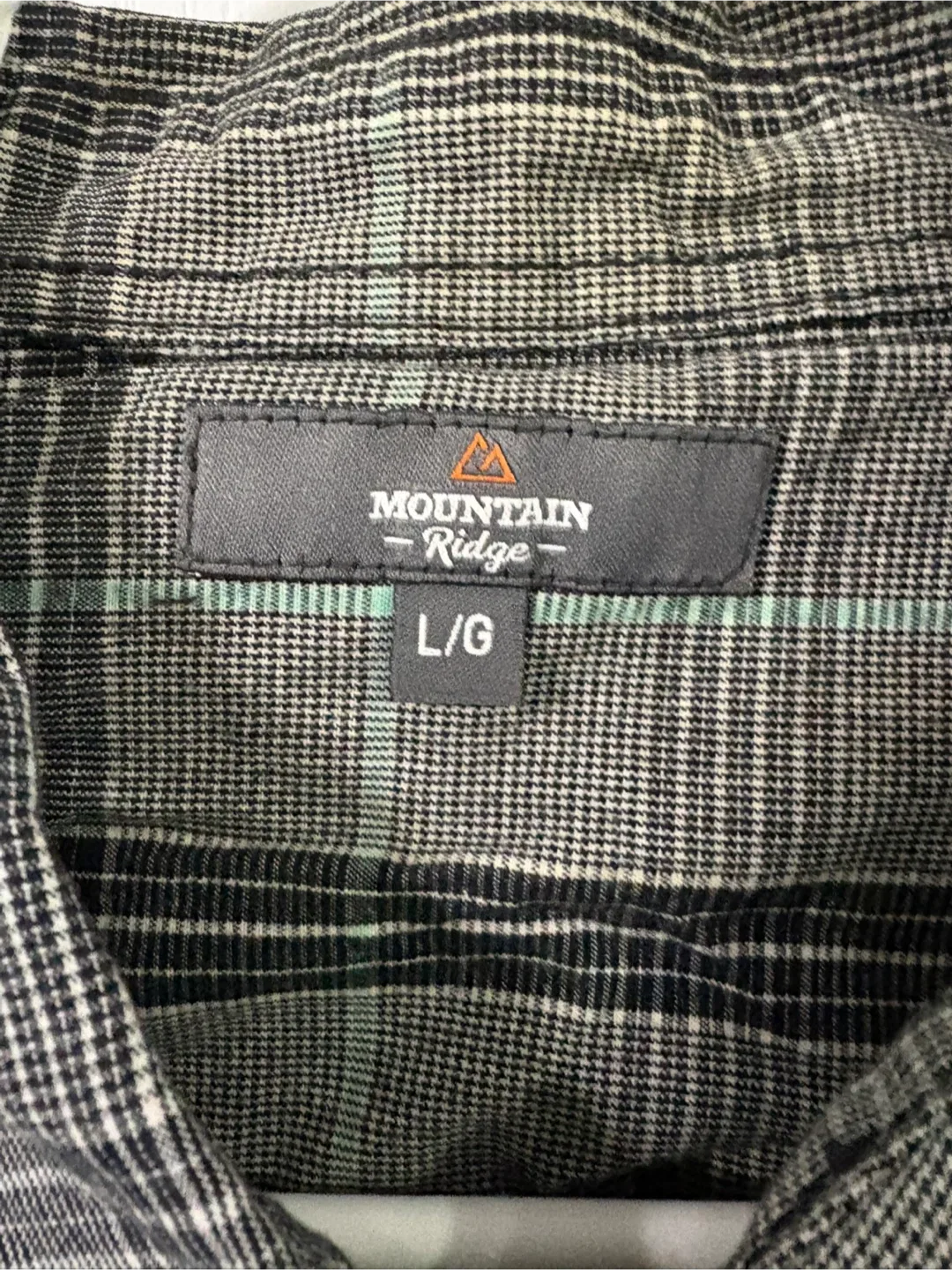 Mountain Ridge Plaid Shirt - Size L image indicator(2)